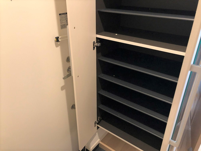 【玄関】 | スプリングアイ