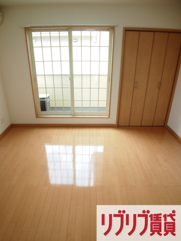 アネックスガーデン本千葉の居間・リビング