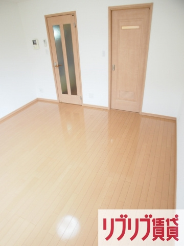 アネックスガーデン本千葉の居間・リビング