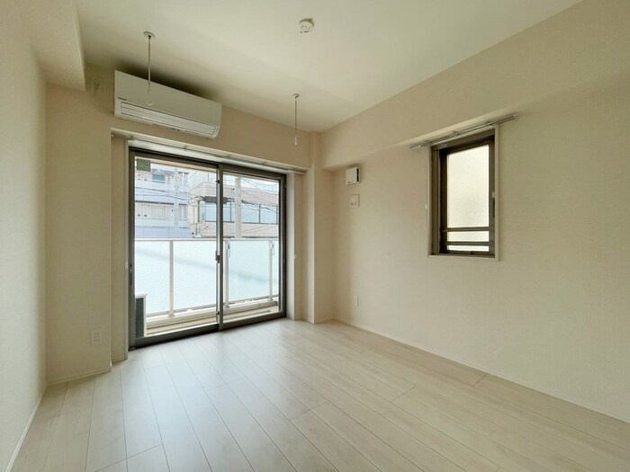 ディー・フラワーの居間・リビング