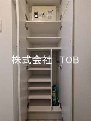 【玄関】 | ドゥーエつつじヶ丘 | シューズボックス