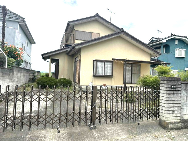 藤岡市白石　中古750の前面道路含む現地写真
