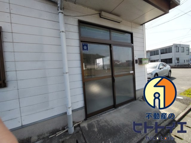 山内店舗戸建のエントランス