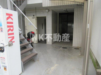 【エントランス】 | 建物の内部です