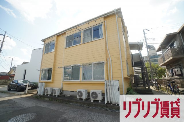 西千葉ハイリビング参番館の外観