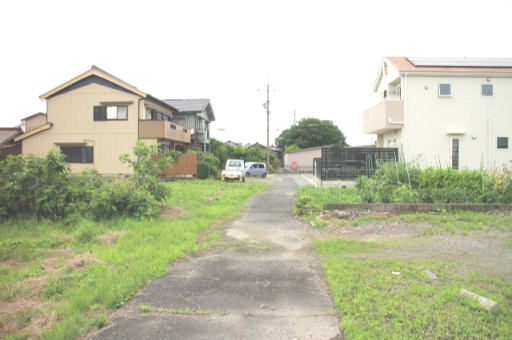 常滑市古場町5丁目　売地の前面道路含む現地写真|前面道路