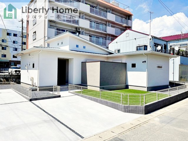 日立市多賀Ⅱの外観|ご予約をいただければ、『平日の空いた時間』『周辺物件まとめて見たい』『1件だけ見たい』ももちろん可能です♪
お気軽にお問合せください♪