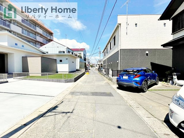 日立市多賀Ⅱの前面道路含む現地写真