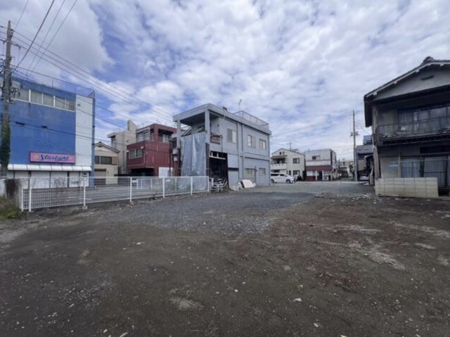 伊勢崎市緑町13-6の外観