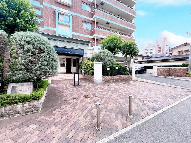 アーサー井尻エルファインのエントランス