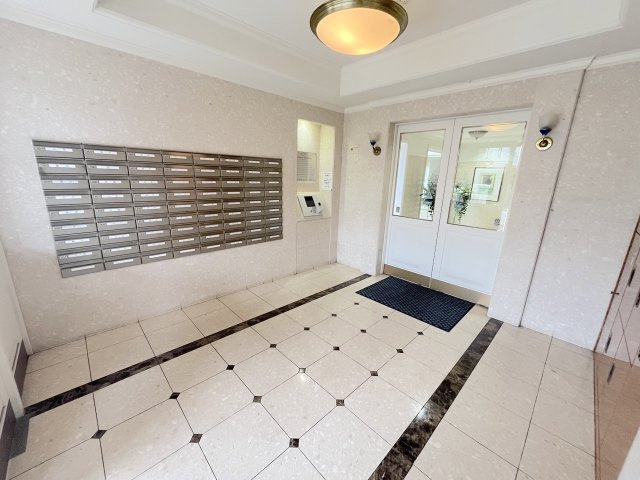 アーサー井尻エルファインのエントランス