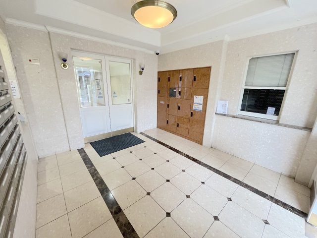 アーサー井尻エルファインのエントランス