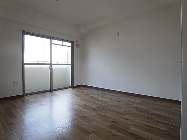 オーブ東須磨 の内装|洋室