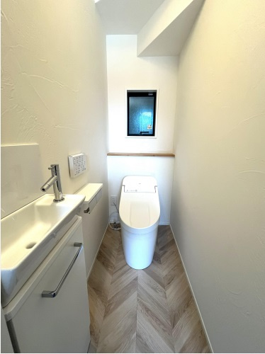 朝倉本町　5号地　中古戸建のトイレ|1Ｆ