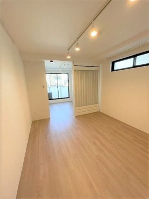 【居間・リビング】 | quador大濠 | 別号室の写真になります。現況優先。