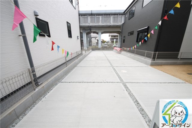 加古郡播磨町南大中１丁目の新築一戸建の駐車場|車をお持ちの方に嬉しい駐車場付きの物件です