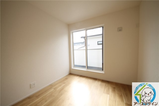 加古郡播磨町南大中１丁目の新築一戸建の寝室|広くて明るい寝室