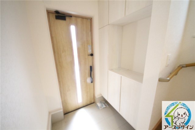 加古郡播磨町南大中１丁目の新築一戸建の玄関|落ち着いた玄関です