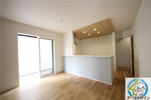 加古郡播磨町南大中１丁目の新築一戸建の居間・リビング|居間です