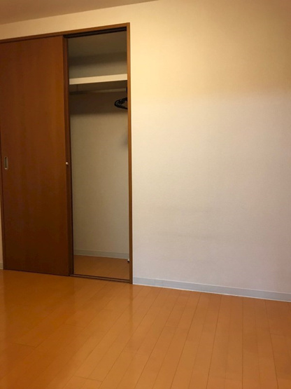 【寝室】カスタリア一番町EAST