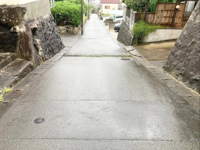 福岡市東区和白丘２丁目戸建の前面道路含む現地写真|前面道路含む現地写真です
