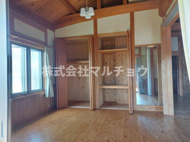 みなべ町2棟戸建ての洋室|コンパクトで使いやすい洋室です