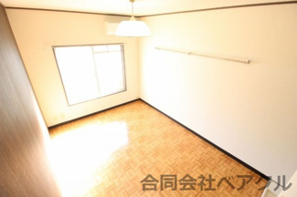 【洋室】 | 佐々木マンション | アクセントクロス:ブルー