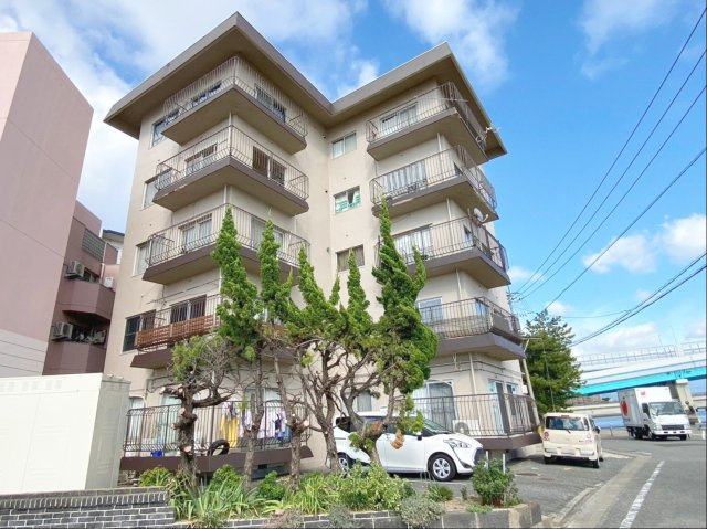 名島シーサイドヴィラの外観|海の近くの福岡市東区名島一丁目の中古マンション！