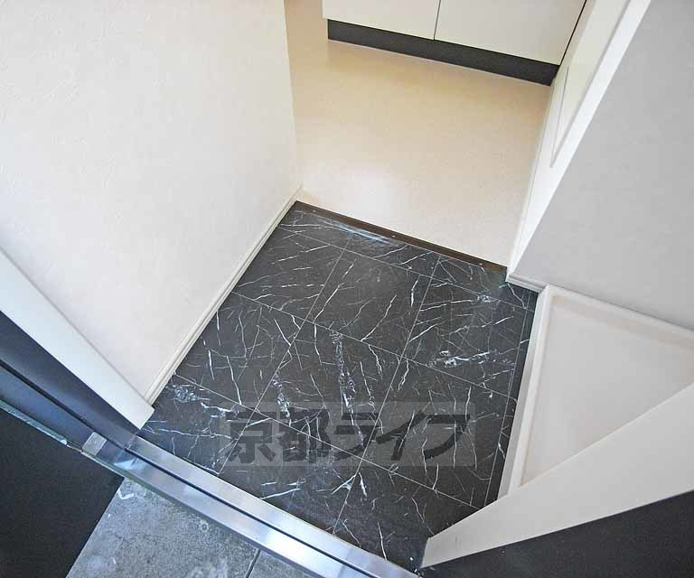 グリーンフォレストの玄関