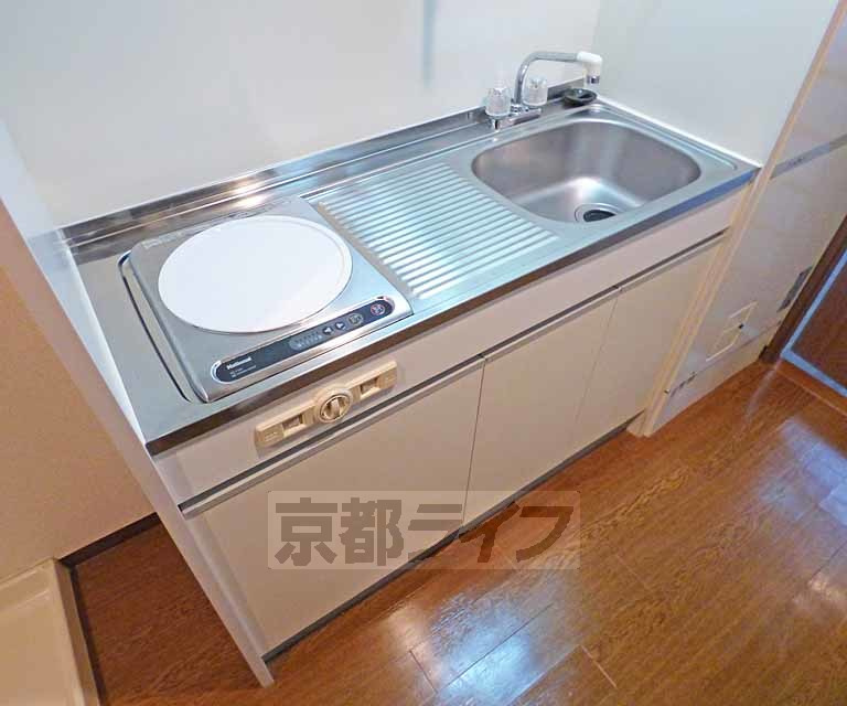 西陣の中のキッチン