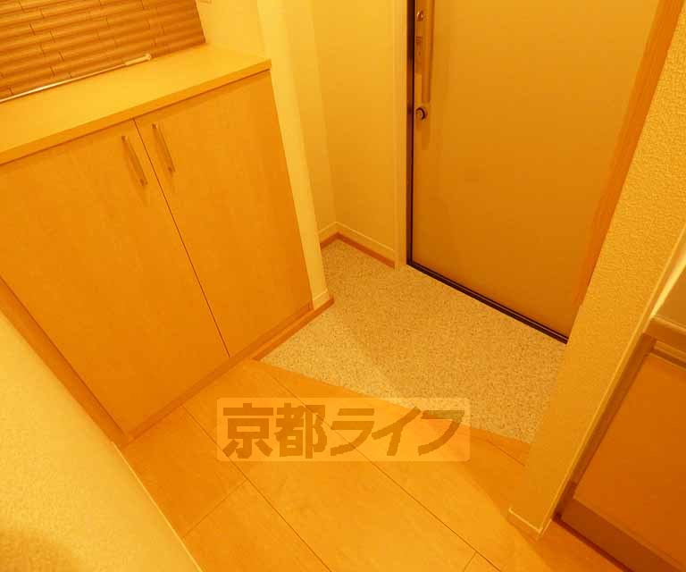 メゾングレイスの玄関