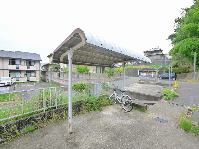 FUJIYAMAハイツⅠのその他共用部分|屋根付き駐輪場