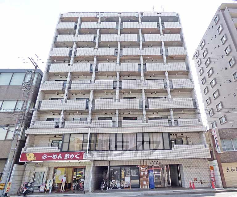 グランパレの外観