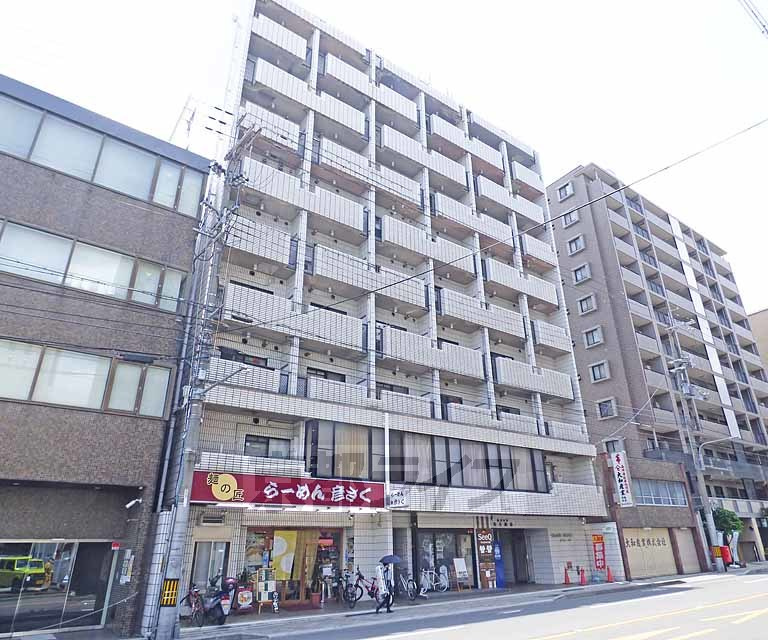グランパレの外観