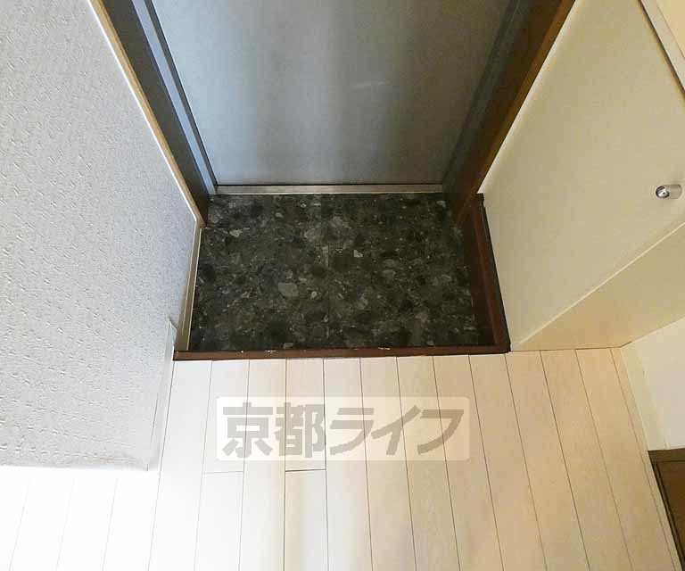 アクティ堀川の玄関
