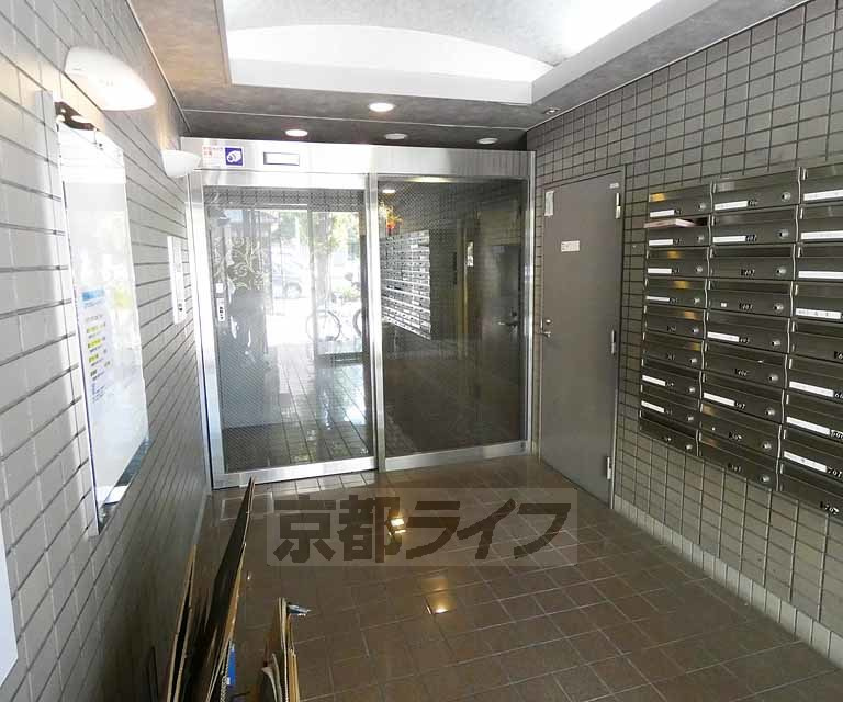 アクティ堀川のエントランス