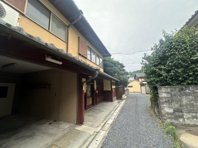 【前面道路含む現地写真】 | 上賀茂向梅町　中古戸建 | お子様のいらっしゃる家庭にうれしい岡本口児童公園まで徒歩2分♪