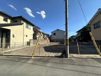 【前面道路含む現地写真】 | 上賀茂向梅町　売土地（建築条件付）1号地 | 西側非道路につき陽当り・通風良好です♪