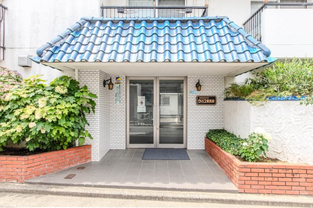 【外観】 | テラスハウスヴィップ東長崎 | レトロな外観デザイン