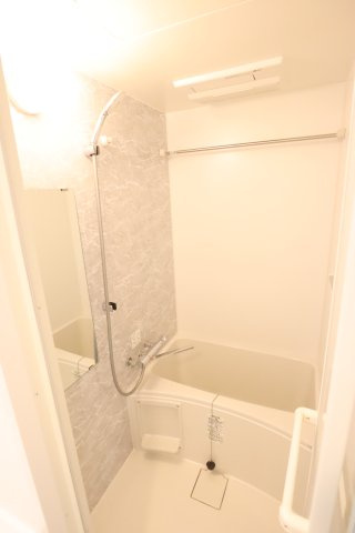 大阪市都島区都島北通１丁目の賃貸マンションの浴室