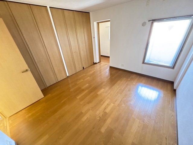 プライムガーデンの洋室