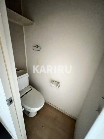 カーサフェリーチェ　Ｃ のトイレ|清掃前の写真です