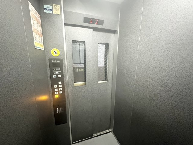 ネオハイツ中倉Ⅱのその他共用部分|エレベーター