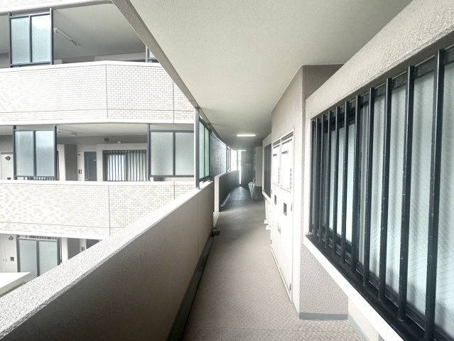 ネオハイツ中倉Ⅱのその他共用部分|住戸階廊下