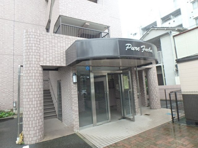 ★建物入り口★