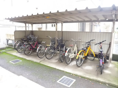 屋根付駐輪場