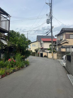 【前面道路含む現地写真】