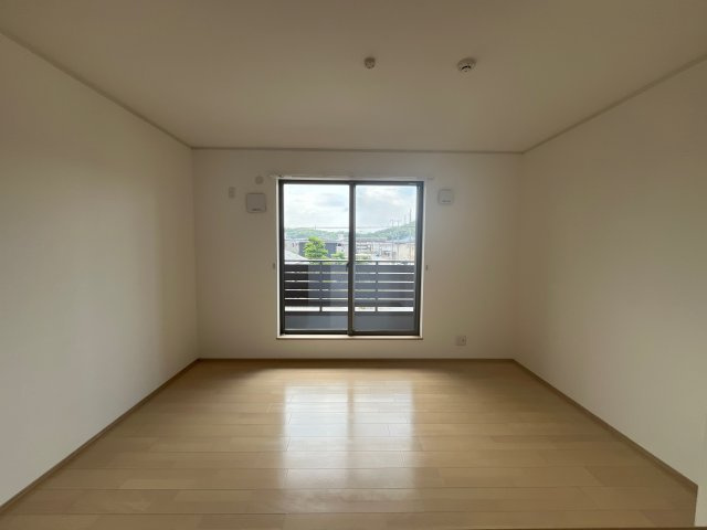 エレアージュ東姫路駅前の洋室