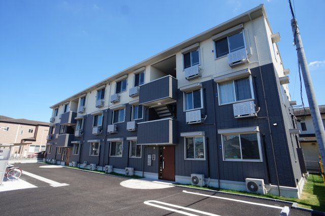 熊本市東区長嶺西２丁目のアパート