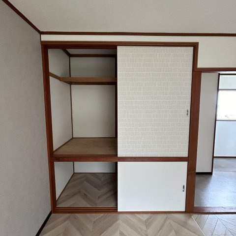 室蘭市幌萌町３４－４０戸建の収納